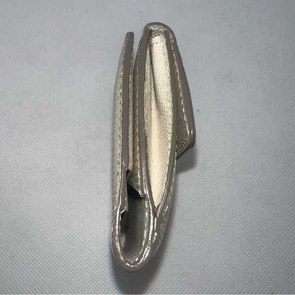 Authentic Louis Vuitton Ludlow Compact Coin & Card Wallet - Picture 5 of 11